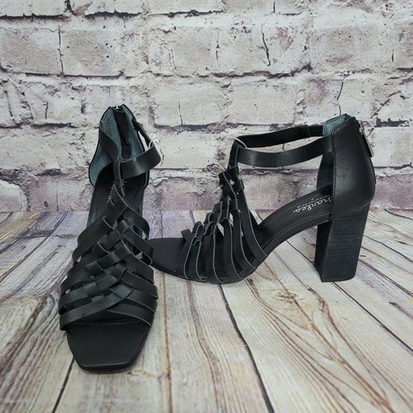 Charles by Charles David 10M Black Leather Caged‎ Black Heel Open Toe Sandals - Picture 1 of 9